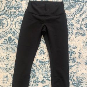 Lululemon wunder under black compression leggings
